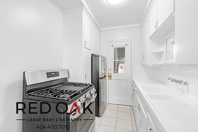 Foto del edificio - 1828-1850 N Edgemont Street