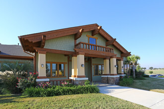 Building Photo - 210 Amberwood Dr S
