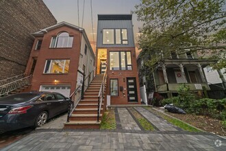 Building Photo - 19 Gardner Ave