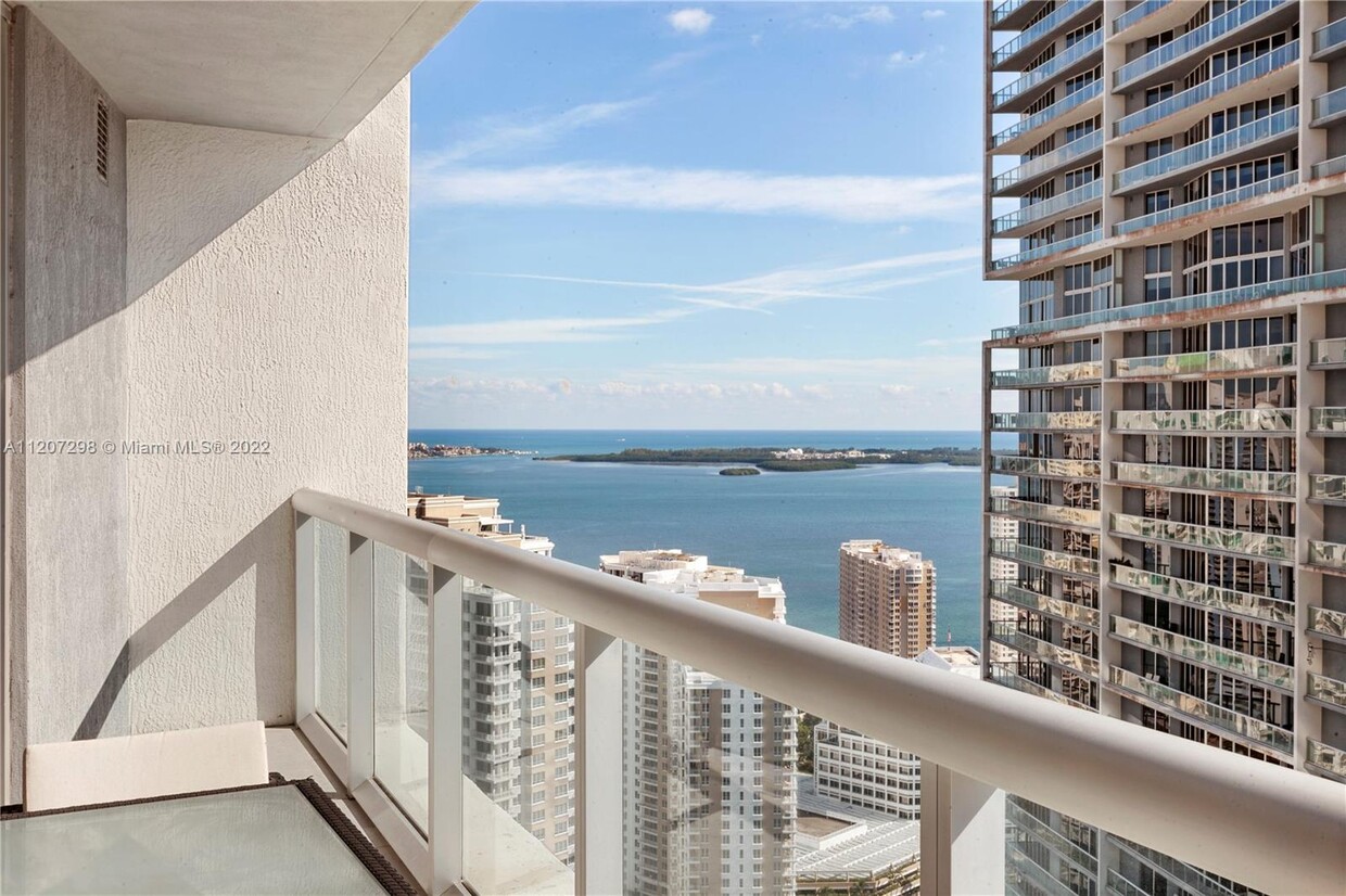 Primary Photo - 475 Brickell Ave
