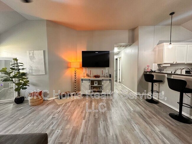 Foto del edificio - 4122 Bonaparte Blvd