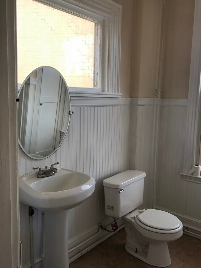 Foto del edificio - 612 Congress St