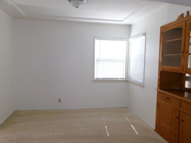 Foto del edificio - 9621 Cloverwood St