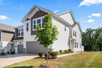 Building Photo - 4529 Iron Oak Ln