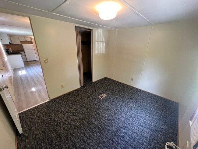 Building Photo - 262 Morningside Dr