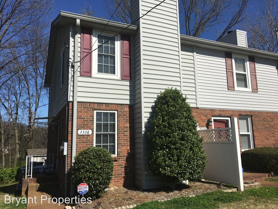 2 br, 2 bath House 3308 Percy Priest Dr House for Rent in Nashville