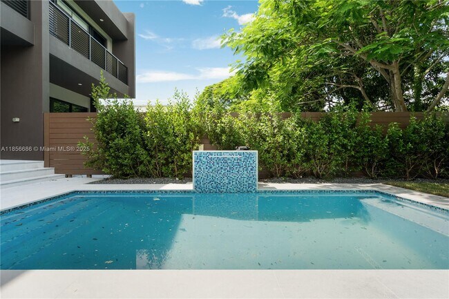 Foto del edificio - 2842 SW 32nd Ct
