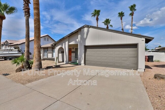 Building Photo - 8838 E Cortez St