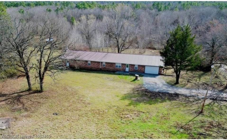 Primary Photo - 39668 Barton St