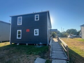 Building Photo - 1507 10th St