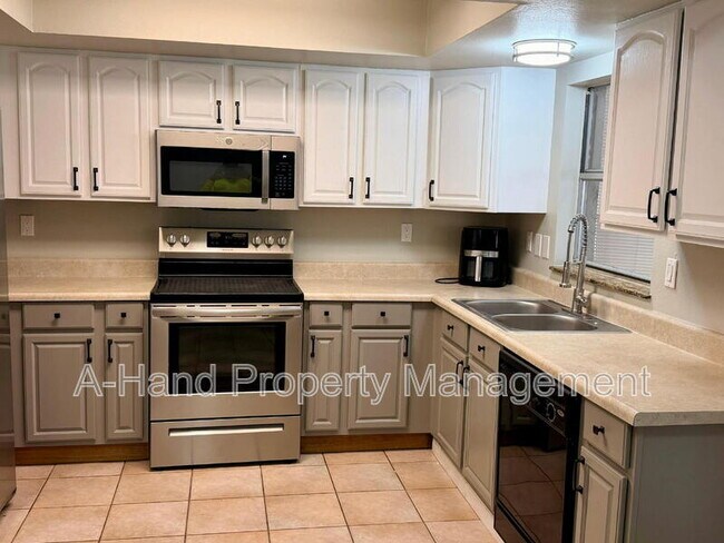 Foto del edificio - 918 San Carlos Way