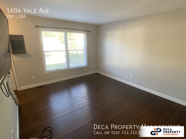 Building Photo - 2 Bedroom Townhouse