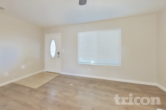 Foto del edificio - 2308 Clinton Ct