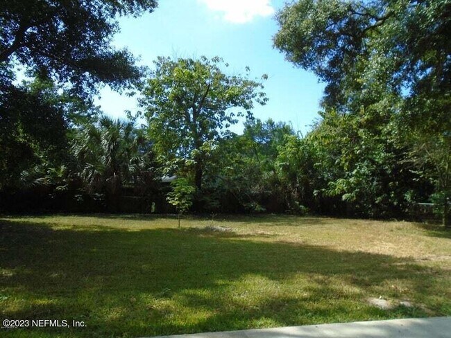 Building Photo - 1404 Morgana Rd