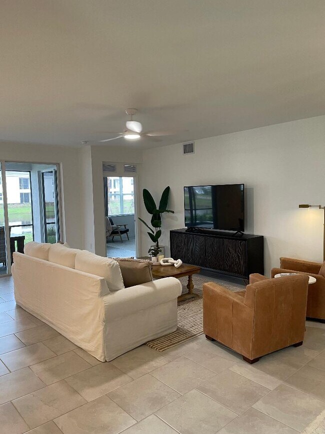 Foto del edificio - 5739 Oakmont Ct