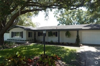 Building Photo - 401 Palm Springs Dr