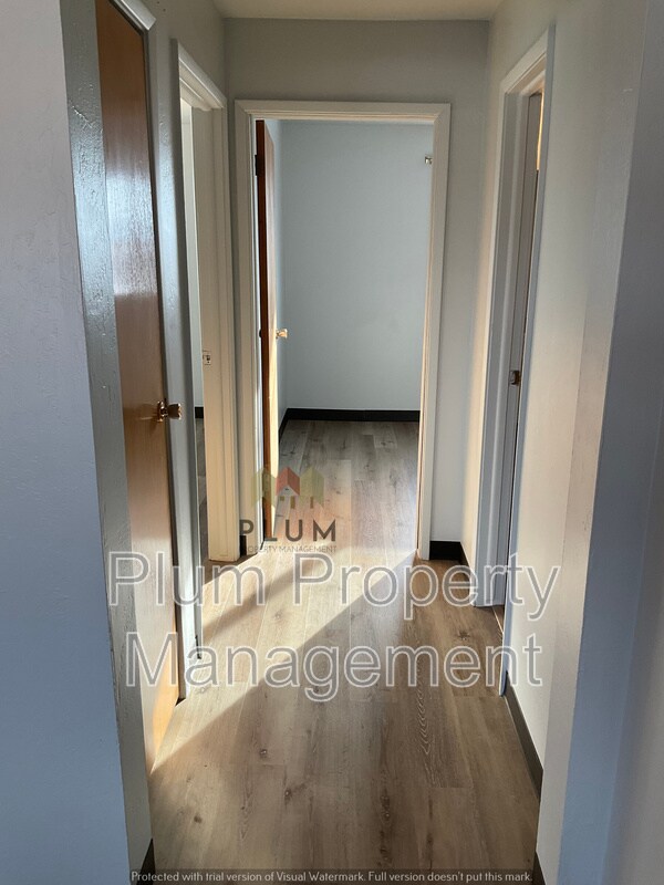 Foto del edificio - 1024 Stephens Ave