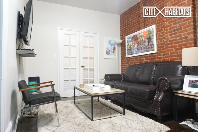 Foto del edificio - 300 E 73rd St