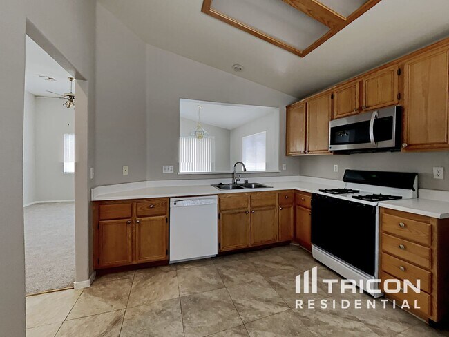 Building Photo - 5241 French Lavender Street North Las Vega...