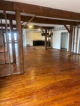 Building Photo - 2007 S Ervay St