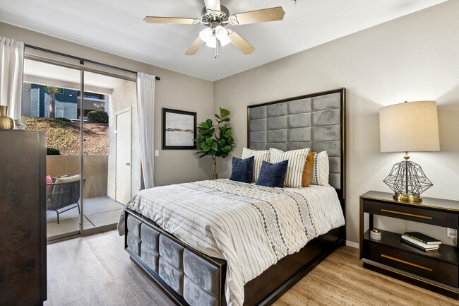 Interior Photo - Terraces at Glassford Hill