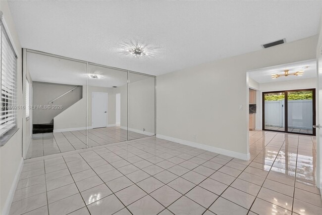 Building Photo - 5555 Ludlam Rd