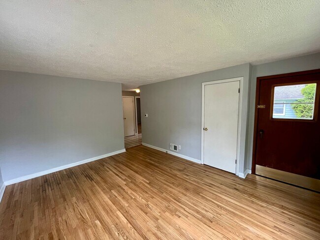 Foto del edificio - 2 bed 1 bath single family home in Wausau