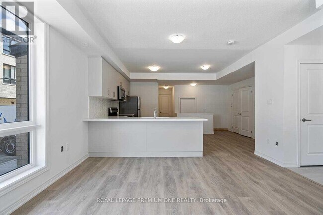 Photo du bâtiment - 9450-9450 The Gore Rd