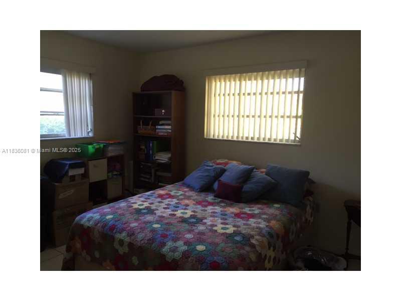 Foto del edificio - 10901 SW 78th Ave