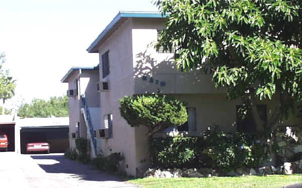 Building Photo - 6216 Beck Ave