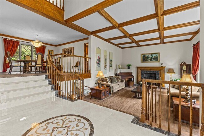 Foto del edificio - 2705 Clear Creek Ln