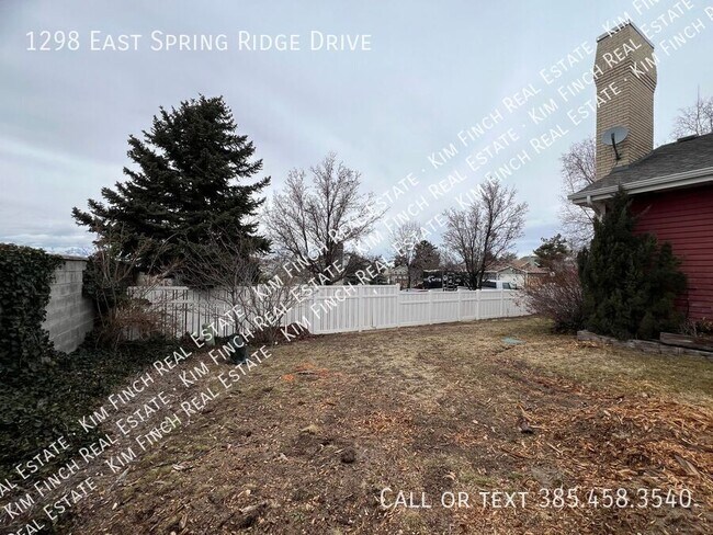 Foto del edificio - 1298 E Spring Ridge Dr