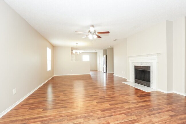 Foto del edificio - 5144 Sunsail Dr