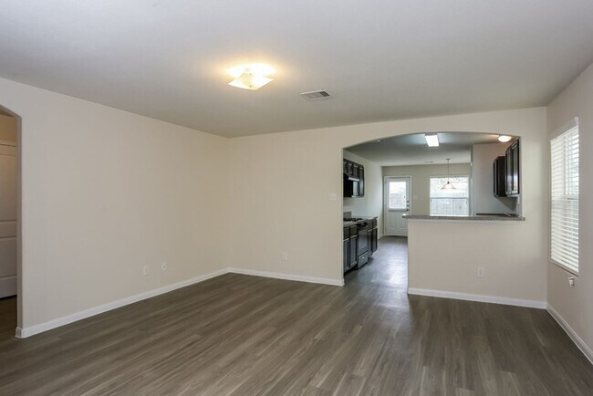 Foto del edificio - 4131 Nathans Park Pl