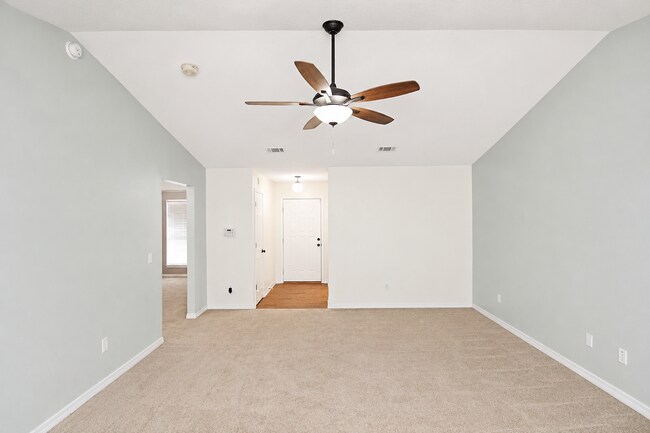 Building Photo - SW Pensacola Creek-Front Home with Screened Porch!