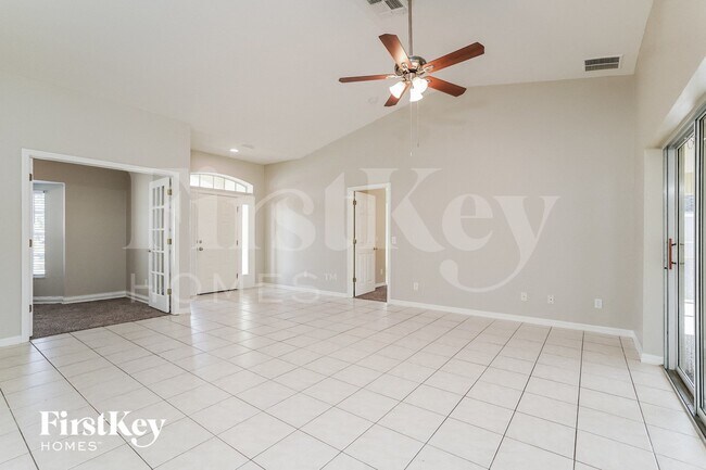 Building Photo - 2915 12th St W