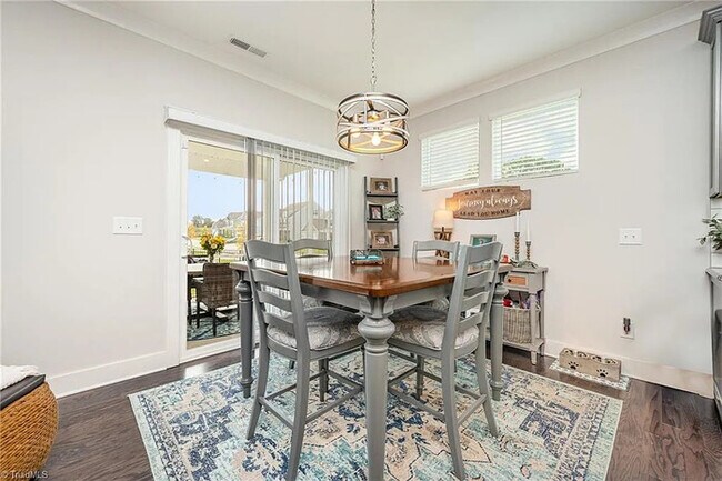 Foto del edificio - Earn Wealth While Leasing - Like a Homeown...