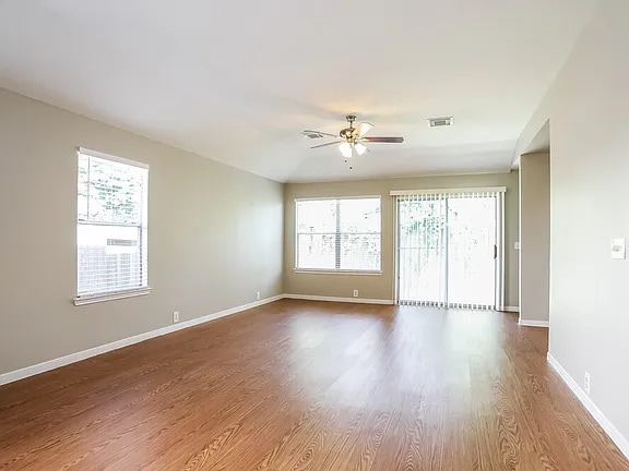 Foto del edificio - 6534 Bridgegate Dr