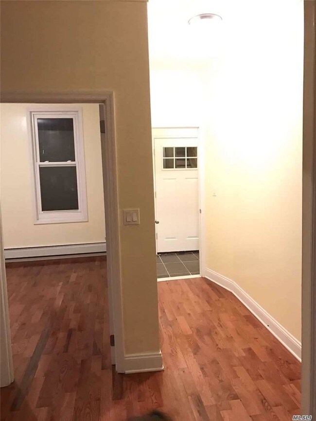 Building Photo - 223 Van Siclen Ave