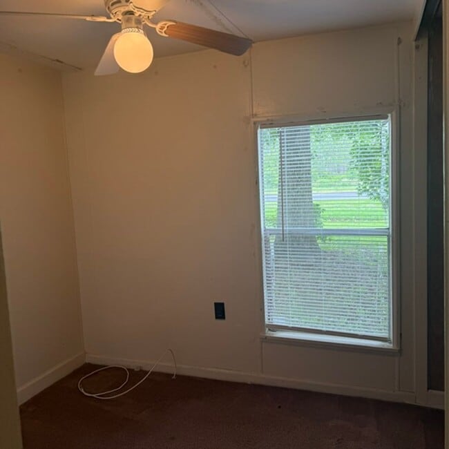 Building Photo - Singlewide MH for Rent