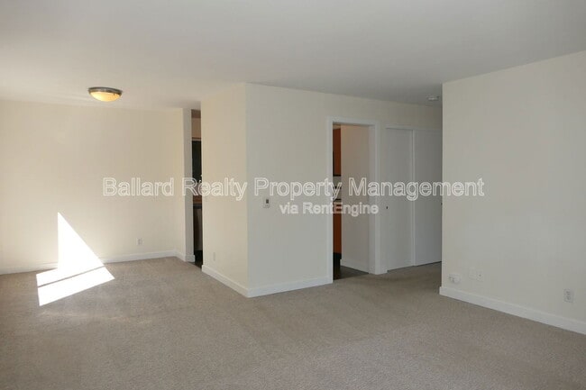 Building Photo - 4317 Dayton Ave N