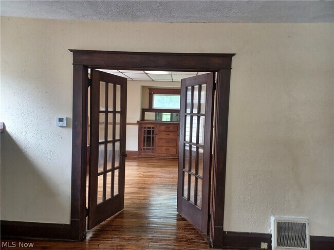 Foto del edificio - 50 N Hazelwood Ave