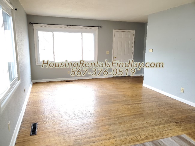 Building Photo - 827 Bernard Ave