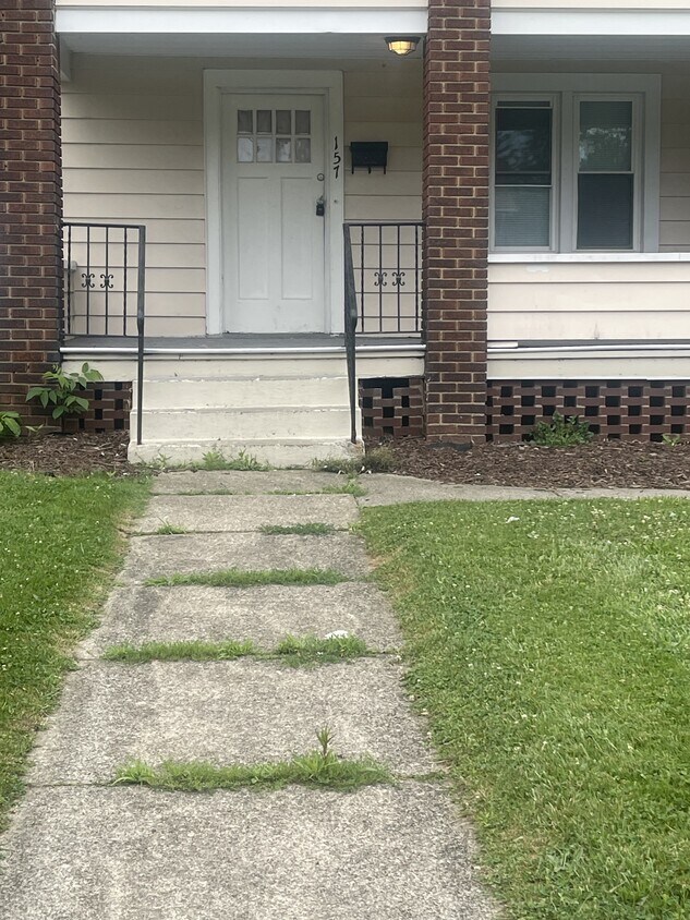 Foto principal - 155 E Judson Ave