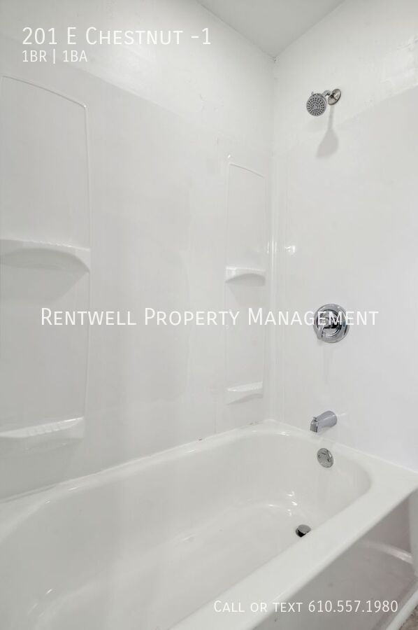 Foto del edificio - 201 E Chestnut St