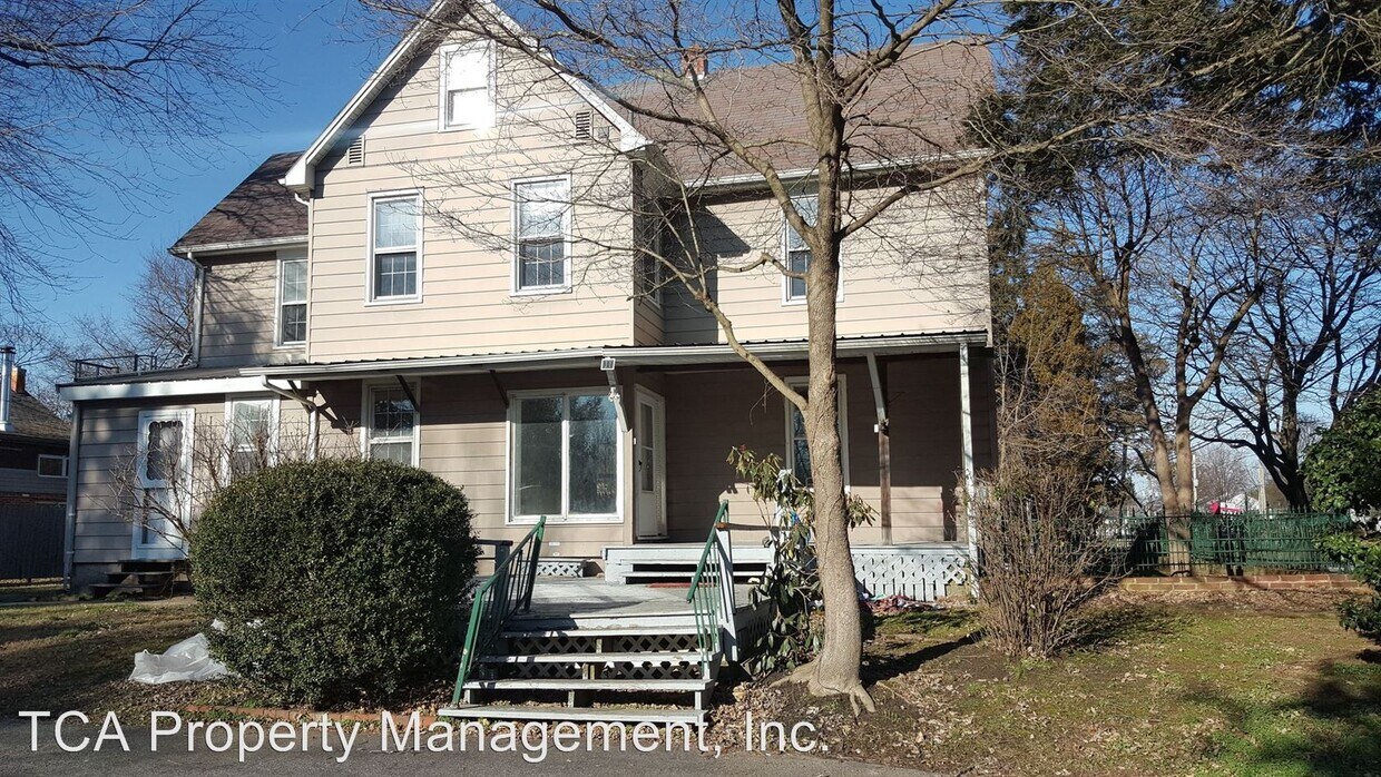 Primary Photo - 2 br, 1 bath House - 475 Landing Lane Unit 1