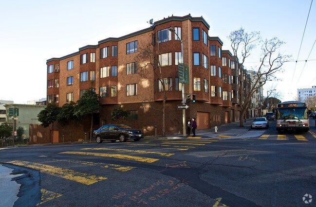 Building Photo - 885 Franklin St