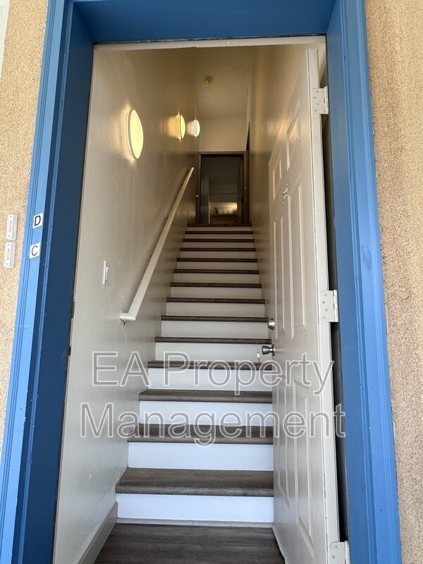Foto del edificio - 725 Edith Blvd SE