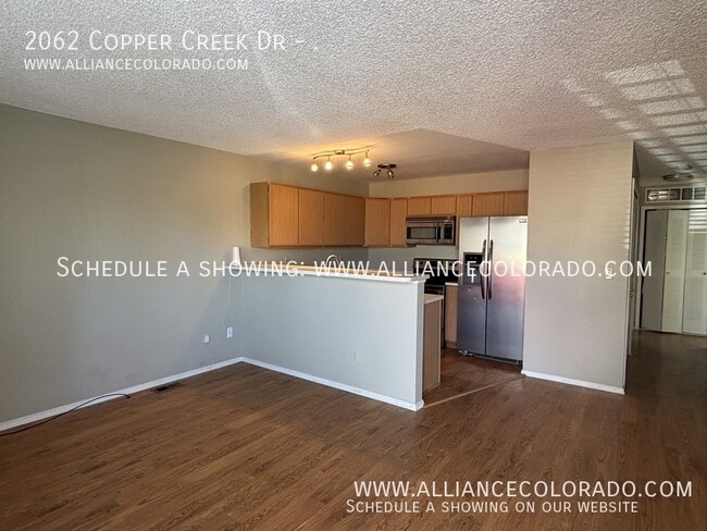 Foto del edificio - 2062 Copper Creek Dr