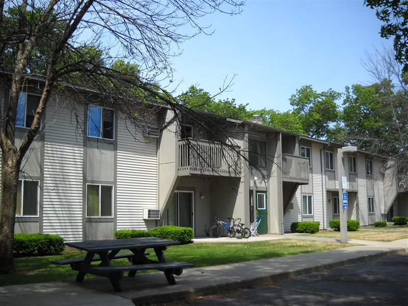 Primary Photo - Houghton Lake Timber Apartments